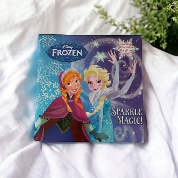 Disney Frozen Sparkle Magic Book And Poster Childrens Paperback Depken 2015 - Picture 9 of 9